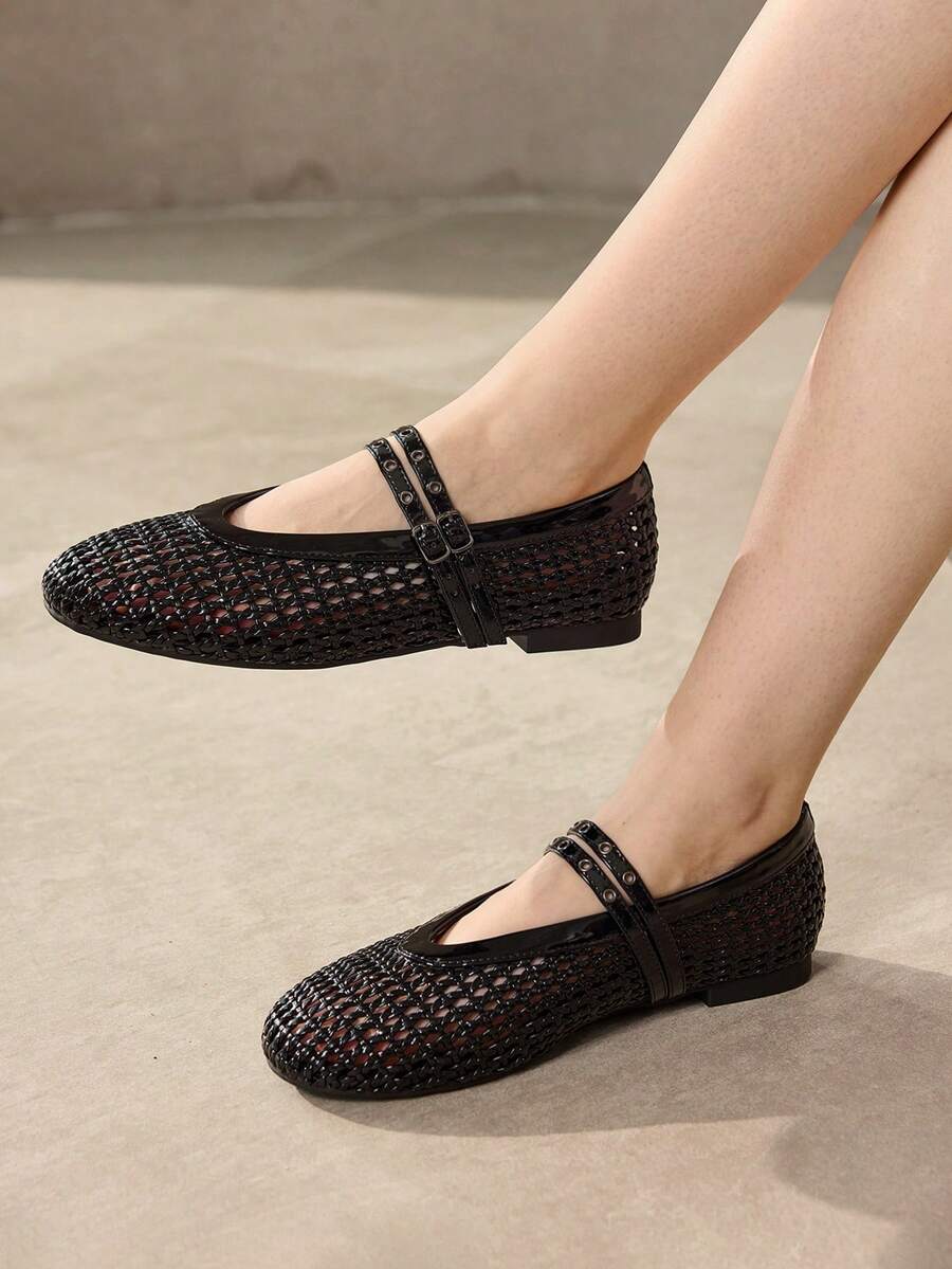 MOTF Giày Mary Jane nữ đế bằng đan rỗng, quai ngang có khóa, phong cách đơn giản thanh lịch, phù hợp đi du lịch, hằng ngày, đi làm và đi học - Gương màu đen - Xem 2