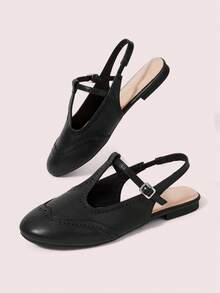 CUCCOO DOLLMOD Sandal Wanita, Gesper T Berukir, Ujung Bulat, Hak Datar, Gaya Retro, Cocok untuk Aktivitas Sehari-hari, Komuter, dan Kencan. - Hitam - View 3