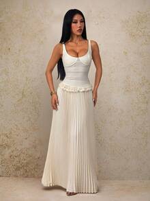 SHEIN PETITE New Slim Fit Elastic Fishbone Sexy Low Cut Pleated Dress With Lace Trim Decor Solid White Long Dress - Beige - View 4