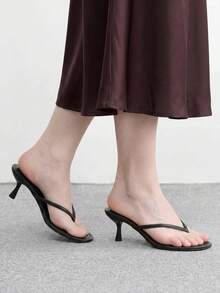 CUCCOO BIZCHIC Women's Shoes New Low Heel Round Toe Thong Heel Shoes - Black - View 6