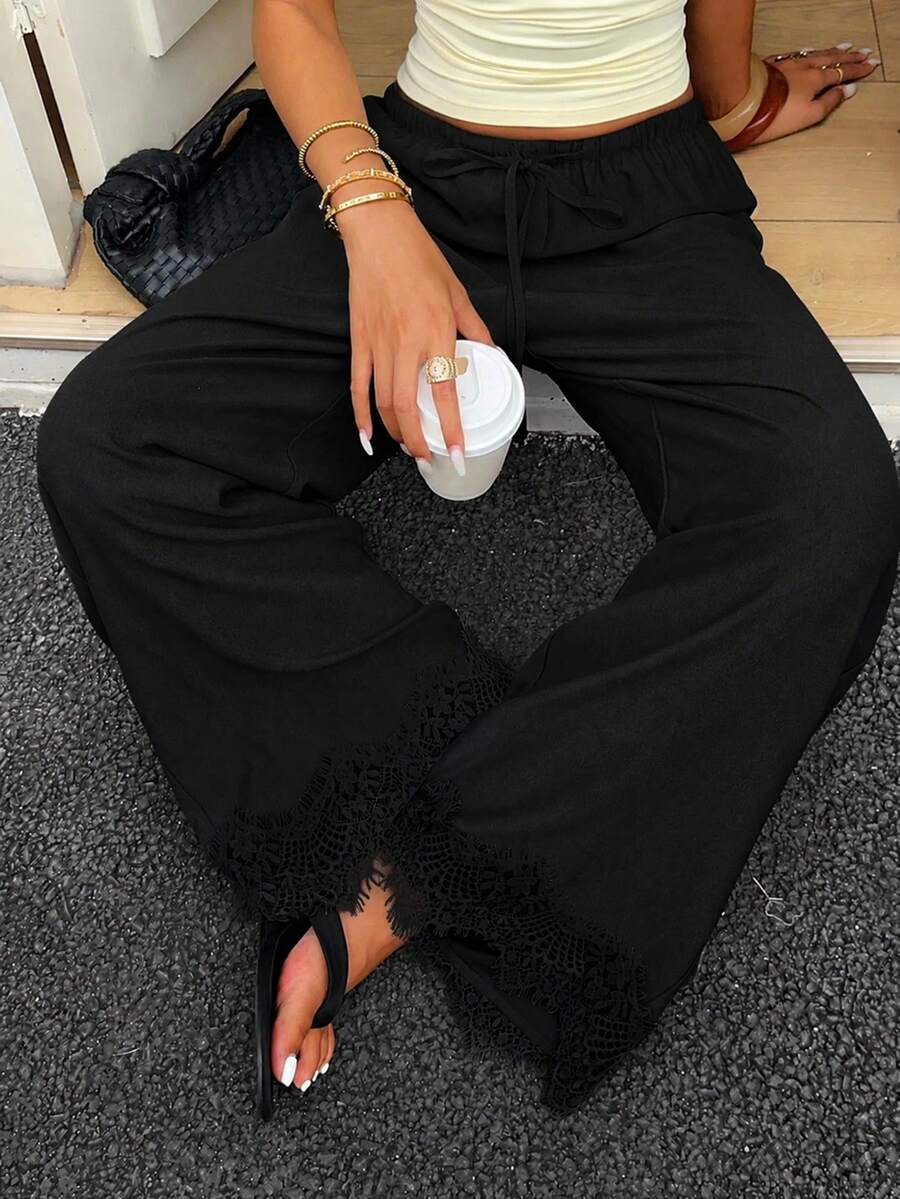 Aloruh 女款春夏新款緞面低腰寬腿褲 棕色蕾絲拼接服飾 度假穿搭蘿莉塔風 - 黑色 - 查看 1