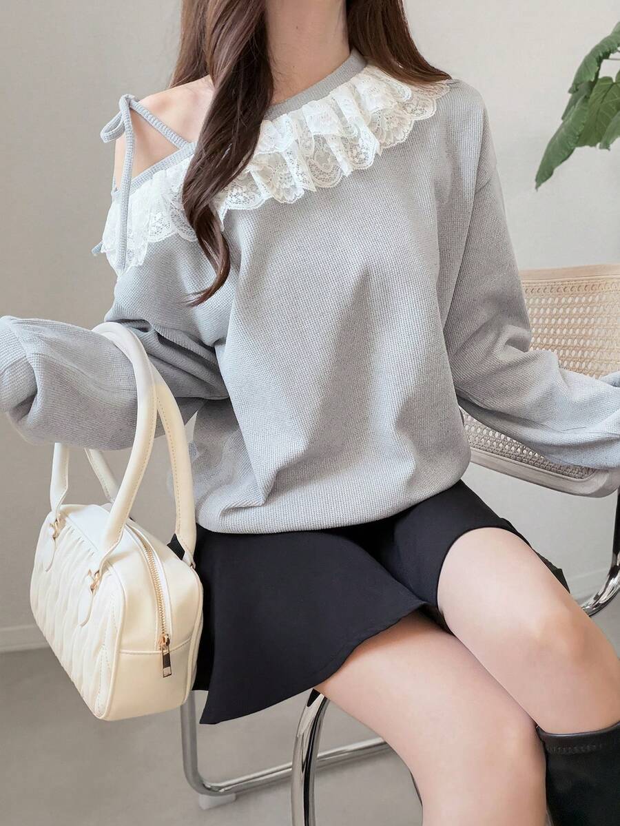 FRIFUL Women's Early Autumn New Korean Style Asymmetric Neck Lace Trim Tie-Up Patchwork Sweatshirt - Grey - View 1