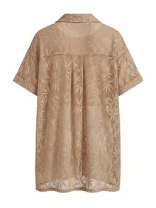 SHEIN Swim 夏季泳裝新款女款沙灘度假優雅熱帶波西米亞休閒卡其色鏤空紋理布料短袖翻領襯衫洋裝和服 - 卡其色 - 查看 5