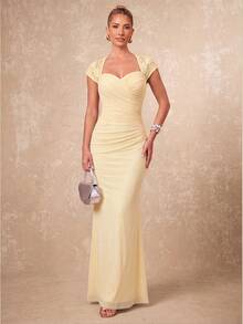 Lumalex New Lace Patchwork Light Yellow Mermaid Hem Waist-Flattering Ruched Long Dress - Light Yellow - View 6