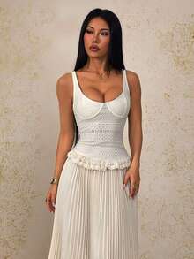 SHEIN PETITE New Slim Fit Elastic Fishbone Sexy Low Cut Pleated Dress With Lace Trim Decor Solid White Long Dress - Beige - View 3