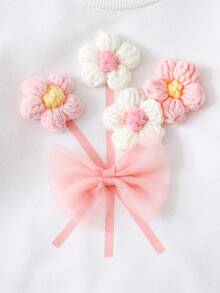 SHEIN Playful Pals 嬰兒幼兒休閒日常可愛衛衣套裝，3D鉤編粉色與白色花朵蝴蝶結印花，透明俏皮上衣，針織底層，彈性刷毛布料，女嬰秋季套裝褲，適合日常休閒、度假、運動，可愛穿搭 - 粉色 - 查看 8