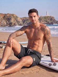 Manfinity KASUA Plus Size Men's Letter Print Drawstring Waist Loose Beach Shorts Men Swim Trunks, Holiday - Black - View 4