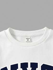 SHEIN Girlism Tween女孩秋冬休閒抓絨內裡加厚運動衫套裝，紐約市印花寬鬆圓領落肩長袖套頭運動衫搭配同款印花百褶寬腿直筒運動長褲，2件式運動風運動衫套裝，白色 - 白色 - 查看 3