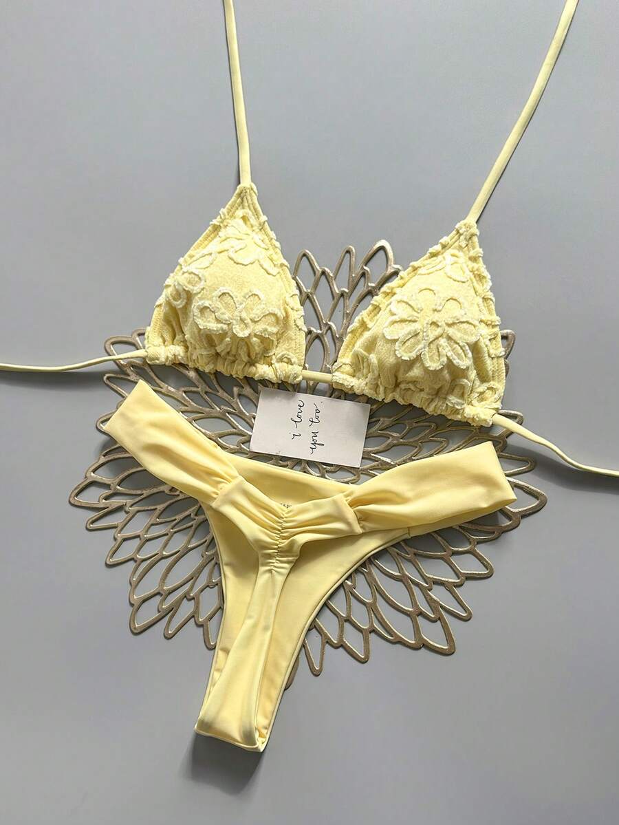 Elavelle 夏季海灘女款 2 件組 特殊紋理面料三角綁帶上衣 & 抓皺比基尼泳褲泳衣套裝 - 黃色 - 查看 1