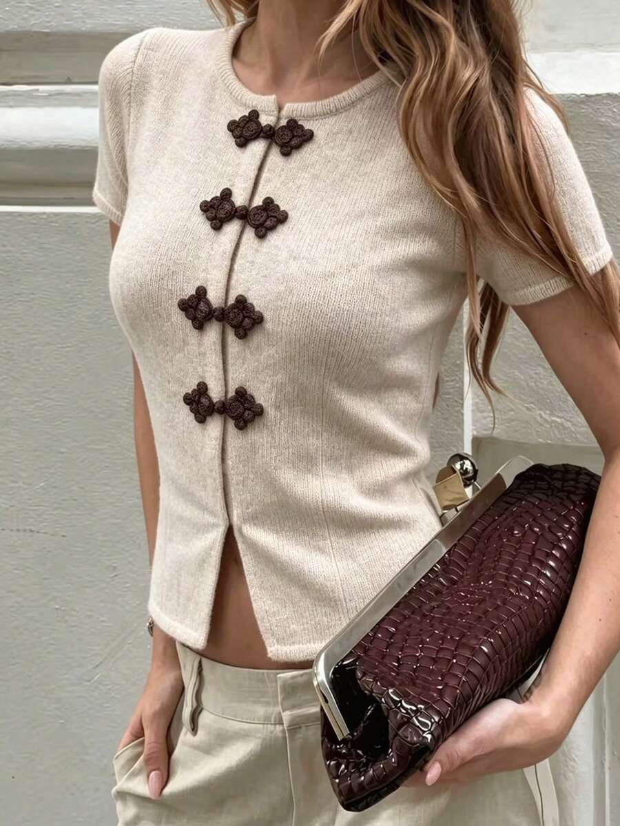 SHEIN PariChic 女款中式美式針織上衣 夏季手工盤扣優雅法式短袖 米色 適合早午餐、辦公室、茶會 - 淺灰色 - 查看 1