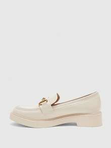 CUCCOO BIZCHIC Off-White 女款舒適通勤平底樂福鞋，適合戶外度假、購物、上班，日常百搭厚底平底女鞋 - 米白色 - 查看 9