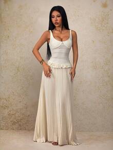 SHEIN PETITE New Slim Fit Elastic Fishbone Sexy Low Cut Pleated Dress With Lace Trim Decor Solid White Long Dress - Beige - View 5