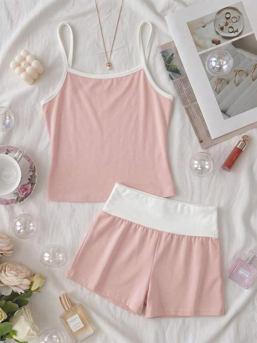 SHEIN 青少年女孩配色拼接吊帶套裝,夏季粉色配白色飾邊修身上衣與高腰短褲 - 粉色 - 查看 1