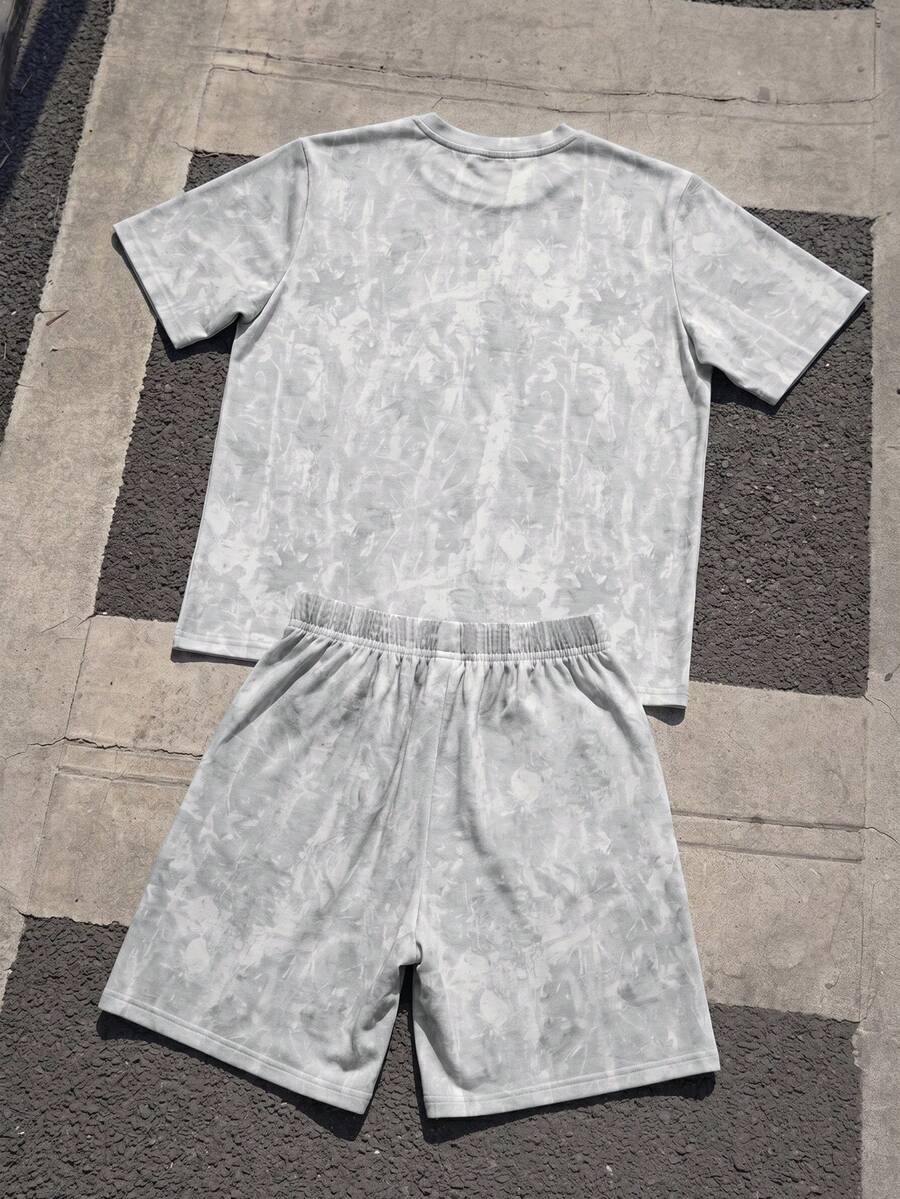SHEIN Setelan 2 Potong untuk Remaja Laki-laki: Kaos Lengan Pendek Leher Bulat Motif Daun Maple Kasual dan Celana Pendek, Cocok untuk Musim Panas - MultiWarna - View 1