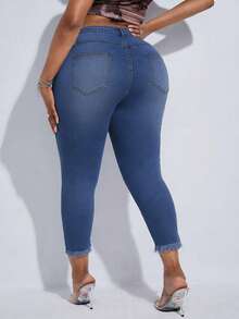 Slaydiva Celana Jeans Slim Fit Kasual Ukuran Besar dengan Efek Lusuh dan Pudar - Medium Wash - View 2