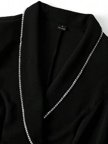 SHEIN Clasi Fall Women Women's Solid Color Peter Collar Rhinestone Chain Decor Metal Button 3/4 Sleeve Waist-Cinching Blazer, Commuter - Black - View 4