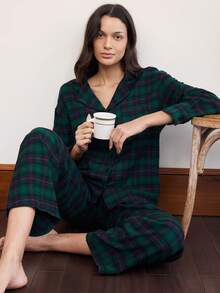 Doze Lane Setelan Piyama Celana Panjang Lengan Panjang dengan Kerah Terbuka Depan Motif Kotak-kotak Klasik untuk Wanita - Dark Green - View 1