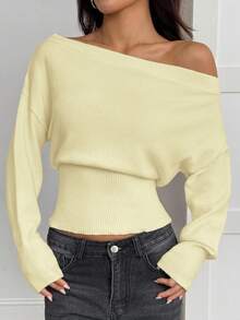 SHEIN PETITE كنزة صوفية فضفاضة بتصميم زهور ثلاثية الأبعاد وكتف غير متماثل باللون البيج، رومانسية للخريف/الشتاء - أصفر فاتح - مشاهدة 3