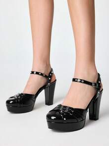 ROMWE Grunge Punk Sandal Platform Hak Tebal Kasual Cantik dan Lucu untuk Aktivitas Luar Ruangan Komuter - Hitam - View 4