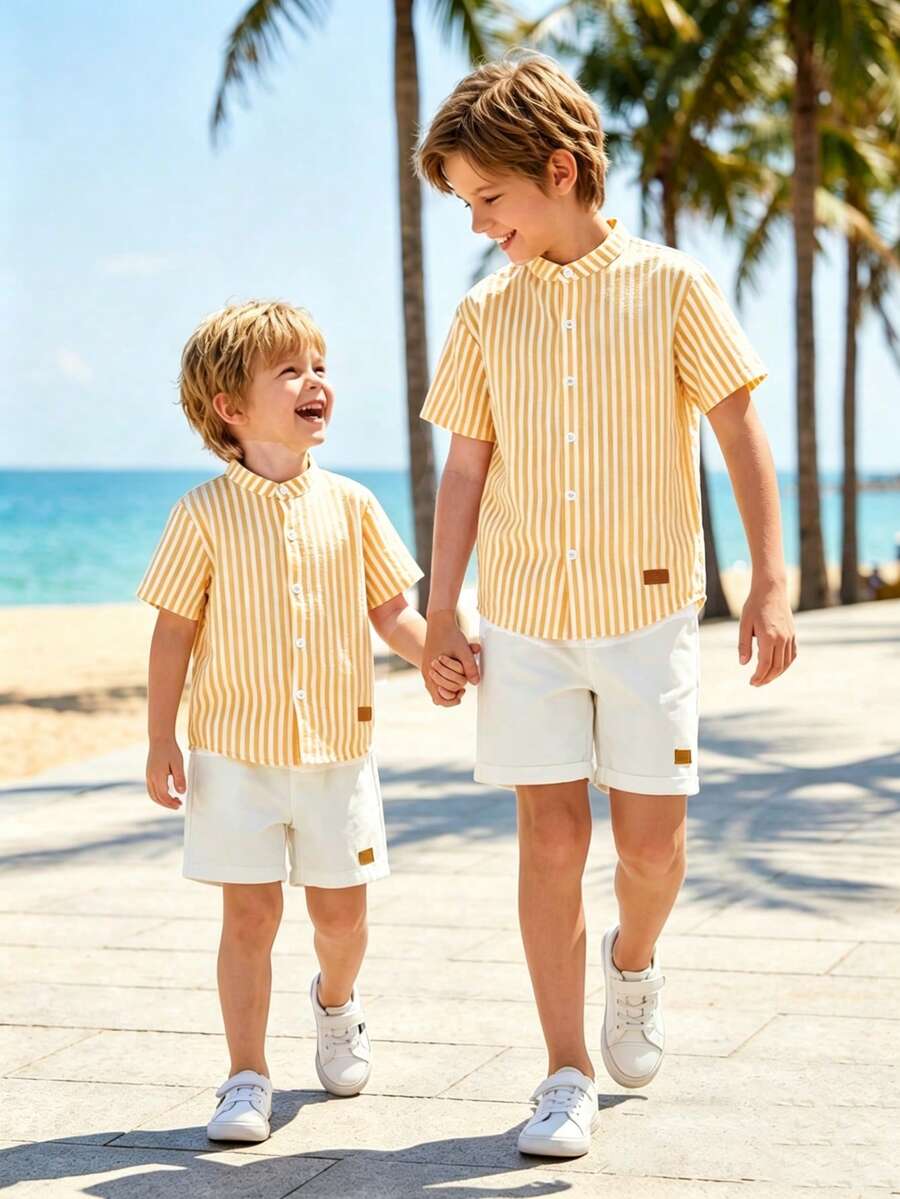 SHEIN Vintaside Kids 男童通勤休闲条纹立领衬衫和条纹短裤两件套,舒适时尚 - 黃色 - 查看 1