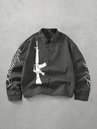 Chemise à carreaux ample avec imprimé motif d'arme pour hommes