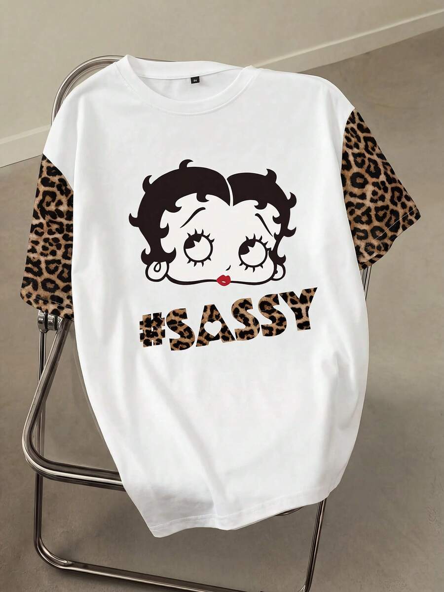 Betty Boop x SHEIN Camiseta de talla grande casual de verano con estampado de dibujos animados y leopardo en patchwork - Blanco - Ver 1