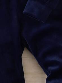 SHEIN Elladie kids Setelan Kasual Sehari-hari 2 Potong untuk Anak Perempuan: Atasan Lengan Panjang Berkerudung dan Celana Motif Kupu-kupu - Navy Blue - View 10