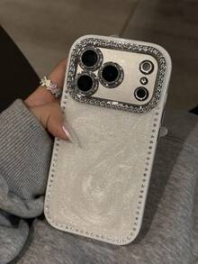 Luxury White Pearl Element Fashion Phone Case Laser Rhinestone Textured Compatible With IPhone 17 Pro Max/16 Pro Max/15/14/13 Pearl Bracelet Design Shock-Proof Protection Hard Frame Gift Anniversary Mom Gift - White - View 5