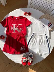 SHEIN 小男孩新款休閒極簡學院風度假風條紋 King 多件組 2 套裝圓領短袖 T 恤與短褲兩件套，適合夏季、街頭風、日常穿著、度假、春夏時尚、夏季穿搭，舒適好穿，適合兒童疊穿，時尚休閒童裝，兒童運動學院風數位圖案 T 恤，返校季夏季衣著，返鄉節 - 彩色 - 查看 5