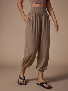 Nuvra Celana Jogger Kasual Wanita Warna Polos dengan Saku - Khaki - View 7