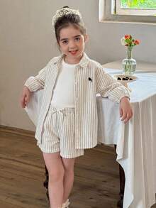 SHEIN LMoss Kids 少女編織條紋休閒襯衫 + 針織素色背心 + 短褲 3件套裝 - 米色 - 查看 5