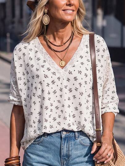 LanaWest T-shirt ample pour femme, style décontracté western de vacances, imprimé floral digital ditsy, col en V, manches chauve-souris, patchwork en dentelle, couleur abricot clair