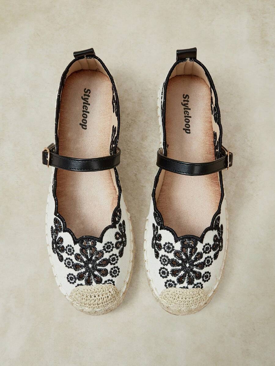 Styleloop 時尚黑色刺繡鏤空拼接配色草編底女款平底鞋,舒適透氣,適合通勤、戶外與度假 - 黑色 - 查看 1