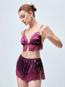 Softvol 2件組女款紫色蕾絲拼接側開衩休閒睡衣套裝，居家服套裝 - 紫色 - 查看 1