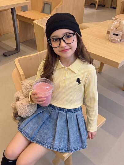 Elladie kids Girls' Spring/Autumn New Outfit, Minimalist Commuter Style, Light Yellow Long Sleeve Top With Lapel And Small Horse Embroidery, Paired With Light Blue Denim Pleated Mini Skirt, Elastic Waist Design, Loose Fit, Soft And Comfortable Fabric, Versatile Fashionable Style For Daily Wear, Vacation And Other Occasions