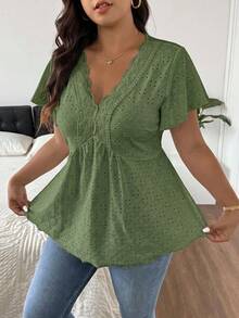 SHEIN Frenchy Plus Size Sage Green Floral A-Line V-Neck Lace Patchwork Textured Women's T-Shirt Birthday Summer Elegant - Green - View 7