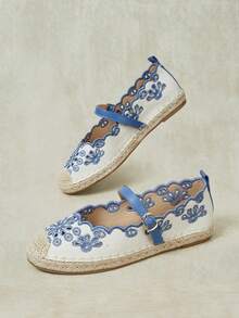 Styleloop Fashion Blue Embroidery Hollow Building Color Hemp Rope Bottom Women's Flat Sole Shoes Comfortable And Breathable Commuting Suitable For Outdoor Vacat - Blue - View 6
