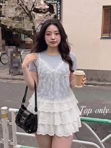SHEIN MOD 大尺碼 2 合 1 蕾絲拼接圓領 T 恤 - 灰色 - 查看 1