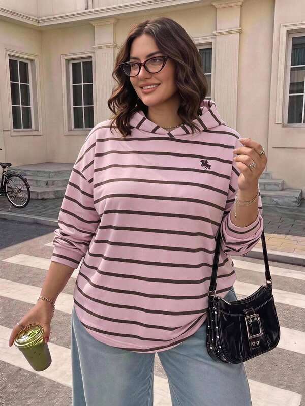 SHEIN CURVE+ Plus Size Women's Casual Retro Y2K Multifunctional Party Striped Horse Logo Printed Sportswear, Suitable For Music Festivals, Gothic, Women's Summer Clothing