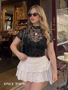 SHEIN MOD Camiseta de cuello alto de malla de terciopelo talla grande, para el invierno - Negro - Ver 2