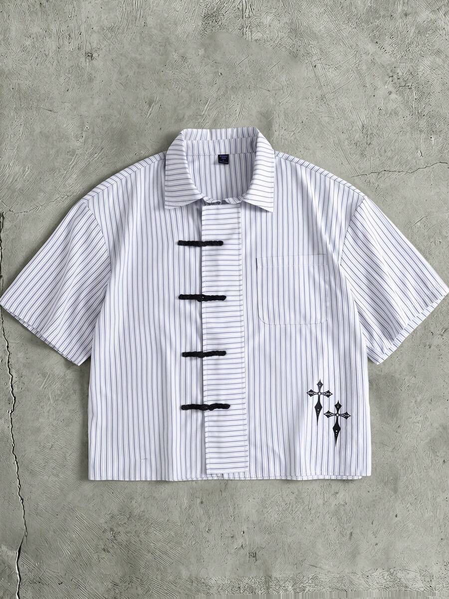 ROMWE MEN Essentials Kemeja Kasual Vintage Vintage Lengan Pendek Bergaris Motif Silang Bukaan Depan Kerah Asimetris - MultiWarna - View 1