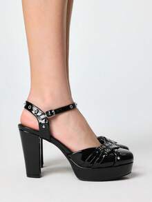 ROMWE Grunge Punk Sandal Platform Hak Tebal Kasual Cantik dan Lucu untuk Aktivitas Luar Ruangan Komuter - Hitam - View 5