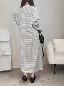 FRIFUL 女款條紋落肩長袖拉鍊半開襟休閒長洋裝 - 杏色 - 查看 5