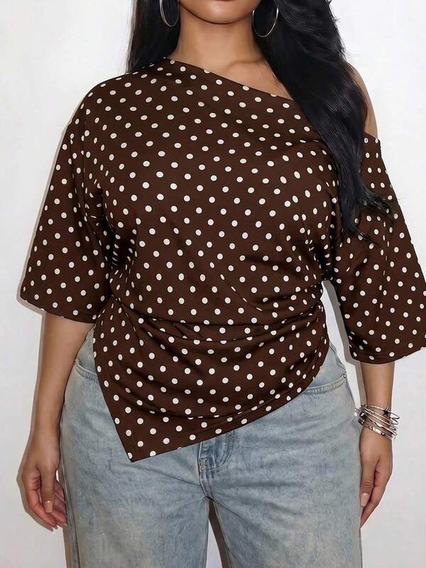 Slaydiva Plus Size Women's Brown Polka Dot Pattern Summer Fashion Casual Evening Top, Asymmetrical Off-Shoulder, Three-Quarter Sleeve, Ruched Waist And Split Hem Design, Elegant For Beach, Cruise And Travel Wear