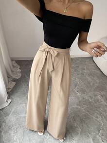 SHEIN Raffinéa 女士休闲优雅黑色露肩无袖露背修身上衣+卡其色宽松长裤，附赠腰带，适合日常穿着/商务场合/通勤/休闲度假/晚餐/情人节等场合。 - 黑色 - 查看 3