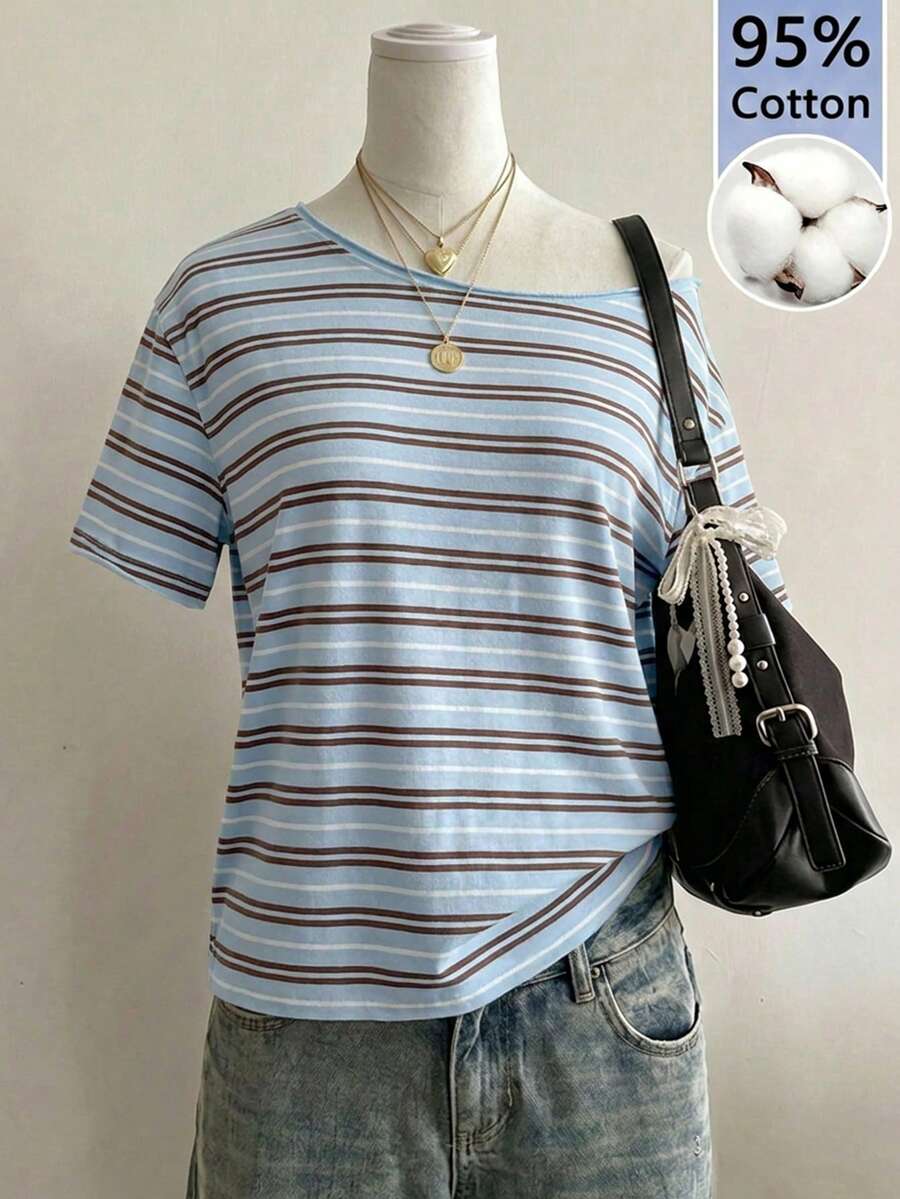 SHEIN EZwear 休閒極簡風藍色條紋滿版印花單肩落肩短袖寬鬆女款T恤 - 白色 - 查看 1