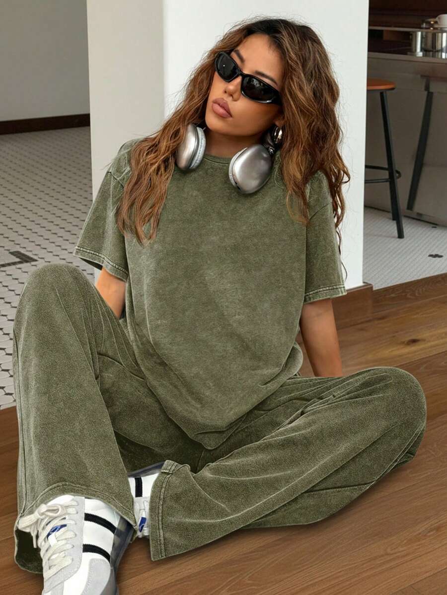 SHEIN EZwear 复古水洗宽松圆领短袖直筒裤套装,休闲家居服,秋冬 - 軍綠色 - 查看 1