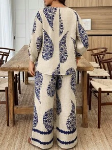 Plus Size Beige Blue Paisley Print V-Neck Top & Matching Pants Set, Bohemian Vacation Outfit Fall/Winter - Multicolor - View 3