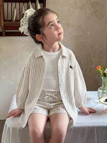 SHEIN LMoss Kids 少女編織條紋休閒襯衫 + 針織素色背心 + 短褲 3件套裝 - 米色 - 查看 3