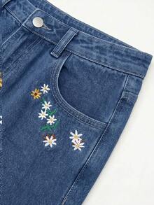 GlowEve 女款夏季花卉刺繡牛仔褲 - 中等水洗藍 - 查看 8